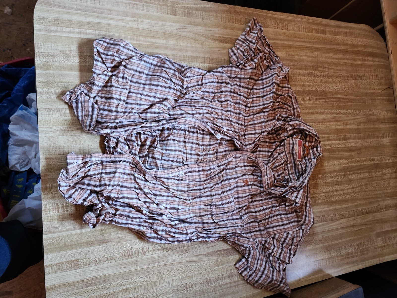 Mossimo Button Up Large - image 2