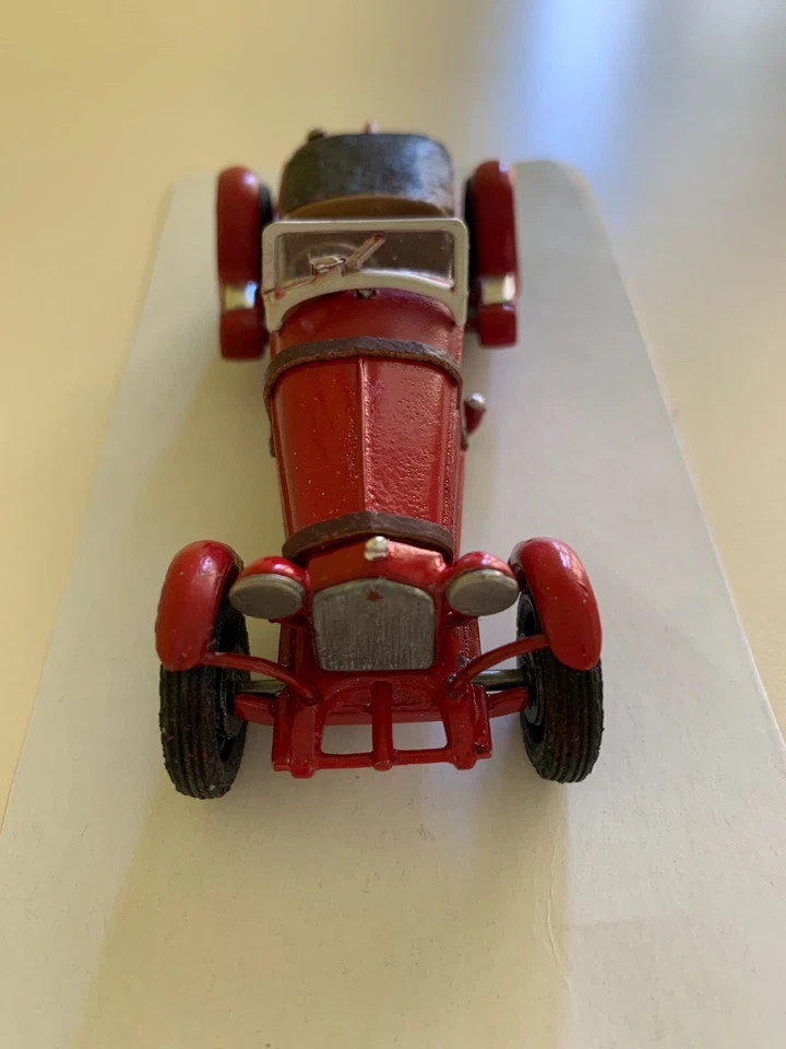 Alfa Romeo 8 c 1932 Auto Replicas 1/43 in metallo bianco prodotto nel 1970 - Immagine 3 di 4