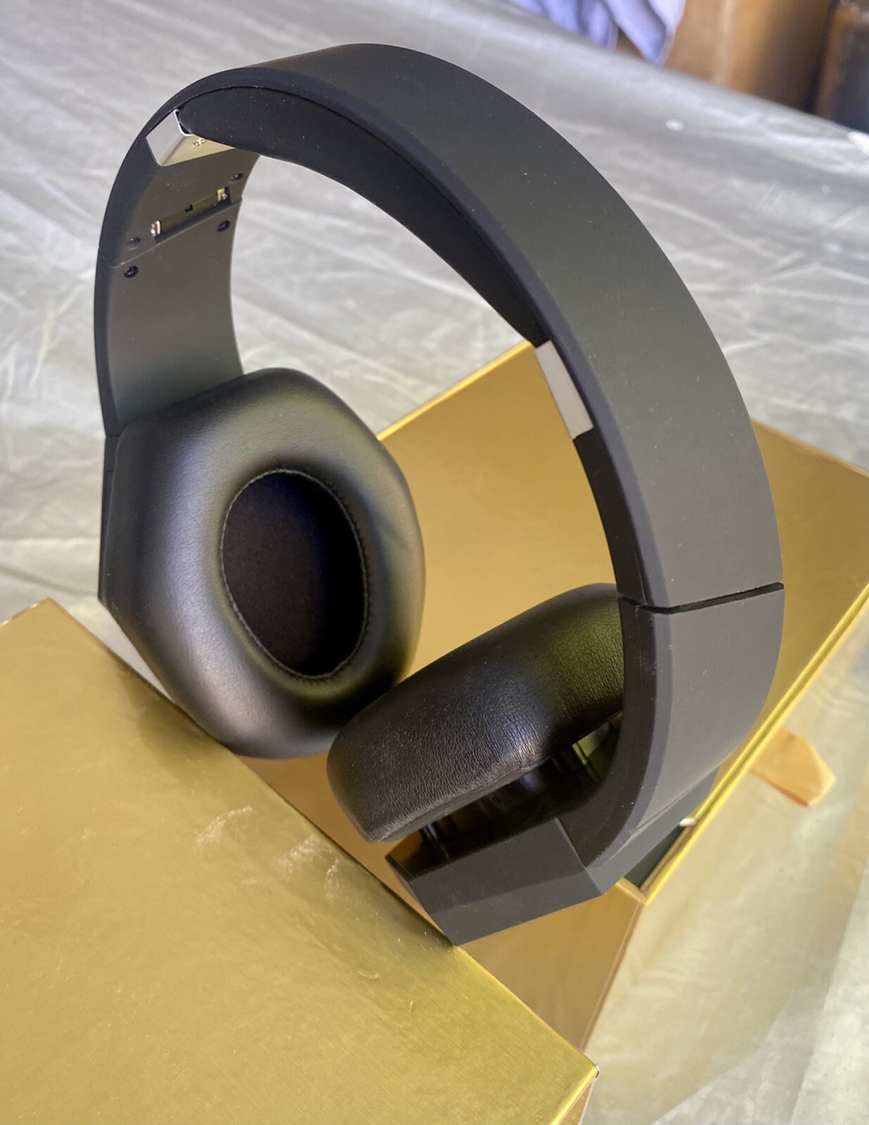 Wrapsody Bluetooth Headphones 85 Noise 