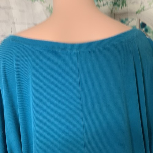 JLO Women Sweatshirt Top SZ XXL Greenish Blueish Stretch Soft Embellishments - Picture 5 of 11