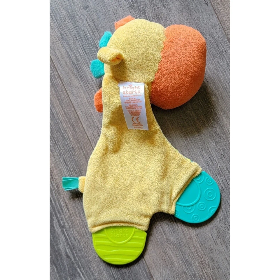 Manta de felpa de jirafa juguete para bebé Bright Starts mordedor arrugado  Foto 2 de 4