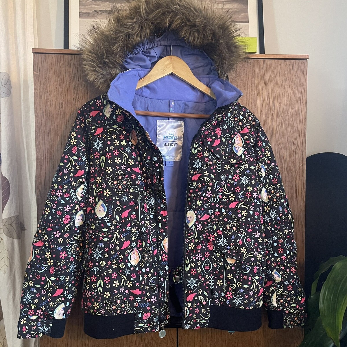 Disney Frozen Burton jacket Ski Snowboard Sz L 14-16 Years Old 148