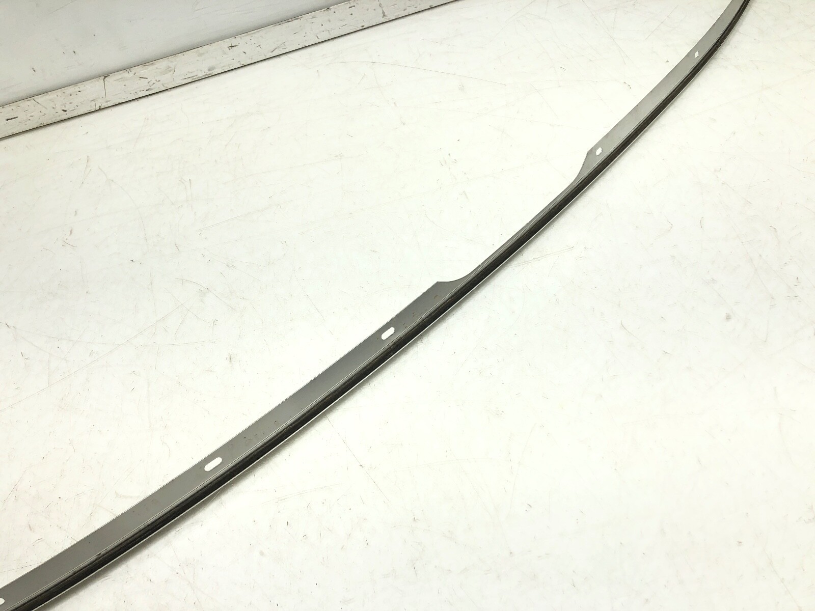 2014-2022 MASERATI GHIBLI S Q4 LEFT ROOF WINDOW MOLDING TRIM CHROME OEM.