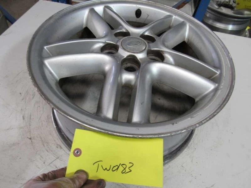 2003-2004 Land Rover Discovery 18" Wheel Alloy 18x8 10 Spoke 5 Lug 120mm OEM - Image 4 of 4