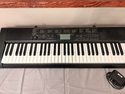 Casio CTK - 1100 Electric Digital Keyboard 61 Key / Original Box - Works