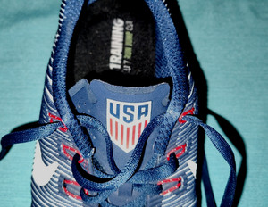 RARE Nike Free Trainers USMNT USA National Soccer Team Shoes Limited 833336 11.5