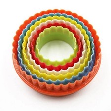 6PC Round Cookie Cutter Set Shapes Random Color Circle Pastry Moulds for Baking