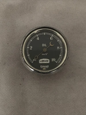Genuine Vintage Eureka Singer Pressure Oil Pressure Gauge - Image 1 of 4