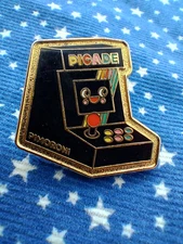Vintage Pimoroni  Picarde Arcade Game Badge (534)