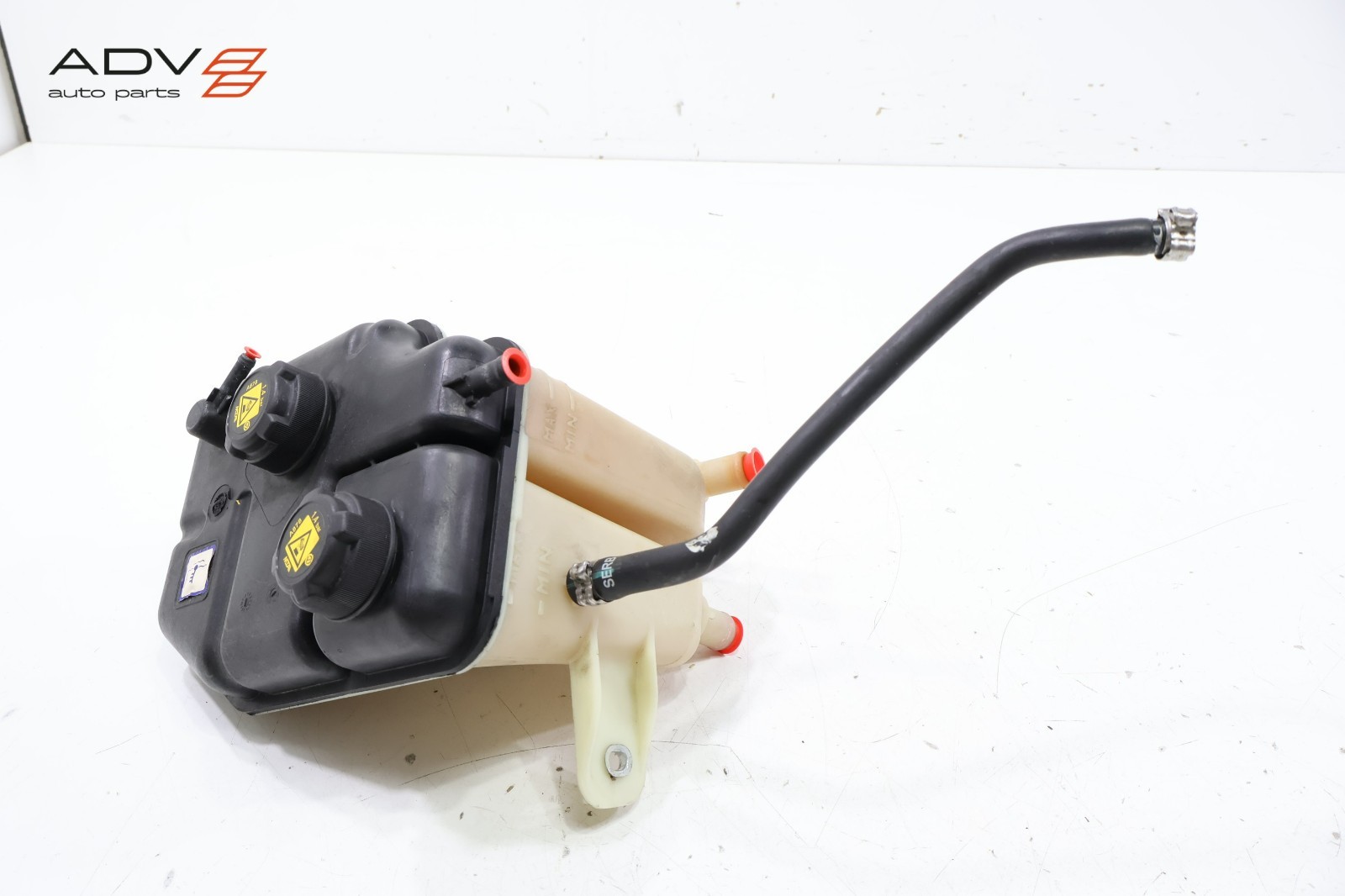 2014 - 2020 MASERATI GHIBLI 3.0L RADIATOR COOLANT OVERFLOW EXPANSION TANK OEM