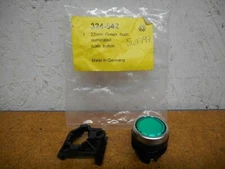 324-542 22mm Green Flush Illuminated Pushbutton New