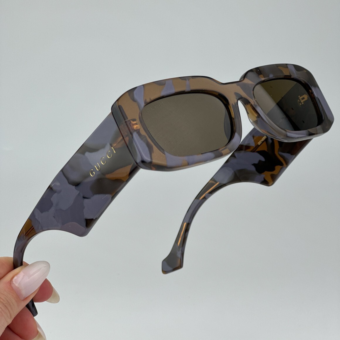 Gucci GG1426S 003 BRAND NEW Sunglasses Lilac Havana Brown Unisex Rectangle Gucci Women Sunglasses Spotted Lilac Havana Brown Rectangle  main image 2