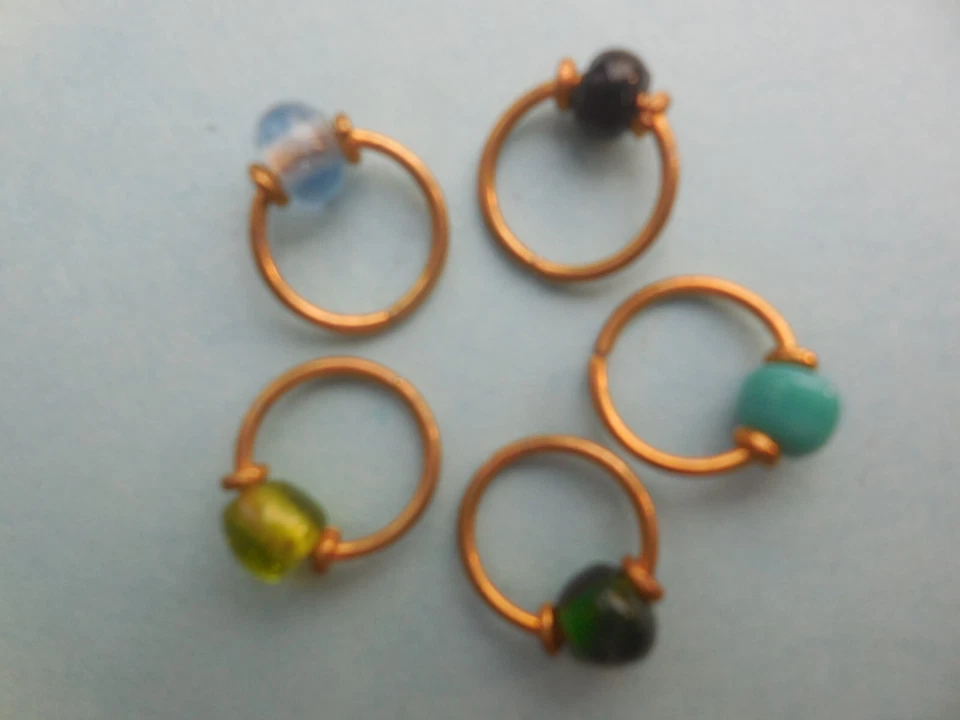 5 Ps Lot Gold Plated Beaded Nose Ring 20g Wire Hoop Fashion Jewelry 8MM Diameter - Image 2 of 4