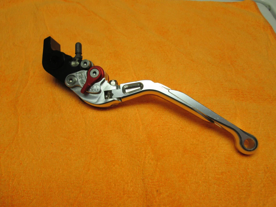 Palanca de embrague plegable ajustable de freno Ducati 2008-2013 848 1098 1198 Foto 2 de 4