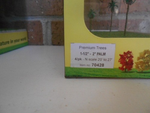 Árboles premium de palmeras MP Scenery Products artículo # 70428 escala N de 2 - Imagen 5 de 6