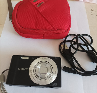 Sony Cyber-Shot DSC-W810 20,1M Digitalkamera guter Zustand