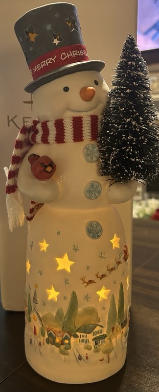 Hallmark 2012 SNOWTOP LODGE Snowman Tabletop Decoration *Light-Up