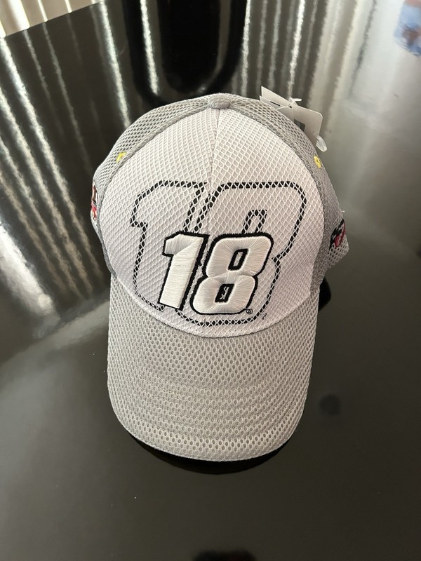 Chase Authentics Kyle Busch #18 Joe Gibbs Racing NASCAR Hat Gray/Yellow OSFM