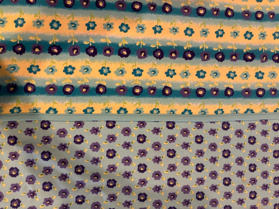 MANTA VINTAGE GYMBOREE EXCELENTES ACUARELAS: VERDE Y MORADO FLORAL Foto 4 de 4