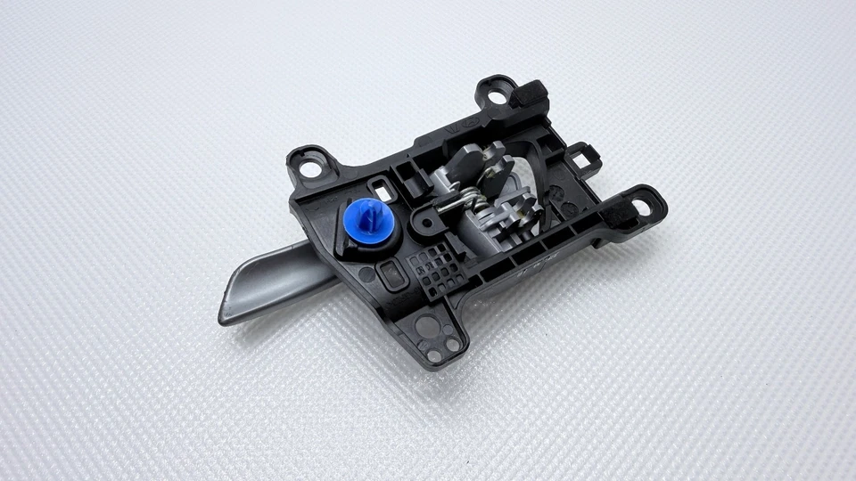 HYUNDAI TUCSON 2016 2017-2021 DELANTERO DERECHO INTERIOR MANIJA DE PUERTA INTERIOR OEM Foto 4 de 4