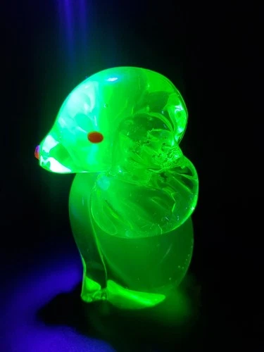 Vintage Uranium Vaseline Glass Murano  Spaniel Dog.  Heavy, Amazing.
