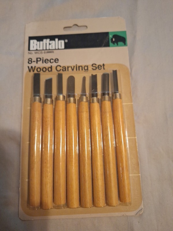 BUFFALO 8-Piece Wood Carving Set