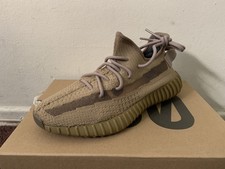 yeezy earth size 5