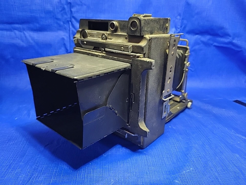 Cámara de prensa Graflex Crown Graphic Special 4x5 con lente Xenar 135 mm vidrio roto Foto 4 de 4