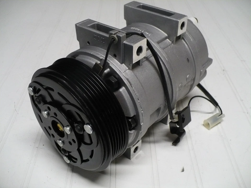 New A/C Compressor for 2001-2006 Volvo S80 (2.5L / 2.9L w/ Rear Switch) - Image 3 of 3
