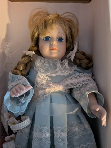 Seymour Mann Porcelain Doll The Connoisseur 16" LE #110/800 w/ Box Vintage