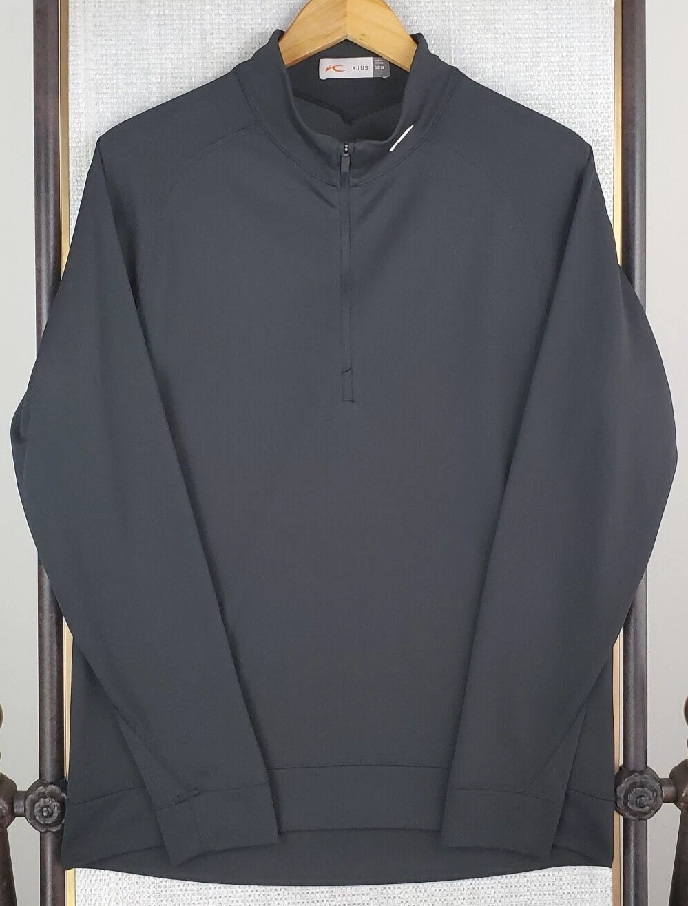 KJUS Size Medium Mens 1/2 Zip Performance Windshirt Stretchy Wicking Black