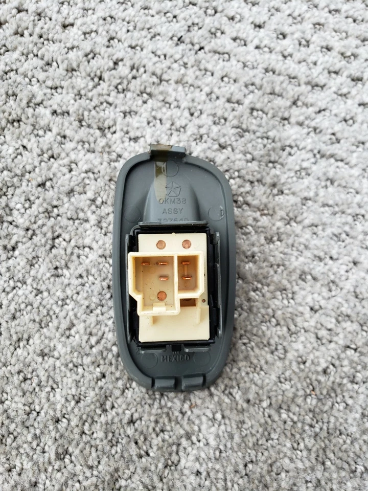 Interruptor de alimentación de control de techo superior convertible Chrysler Sebring OEM 96-00 Foto 2 de 2