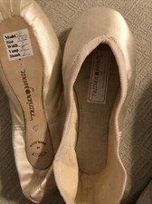 RUSSIAN POINTE GIRLS LIGHT PINK BALLET SLIPPER NWT