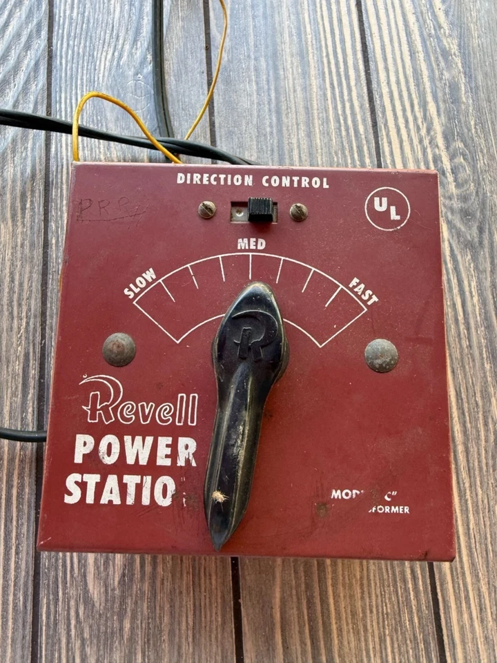 Revell HO Electric Train Power Station Direction Control Transformer Vintage Mod - Image 3 of 4