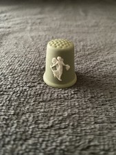 Wedgwood Fingerhut gr&uuml;n Jasperware Blumenm&auml;dchen 2,5 cm gro&szlig;