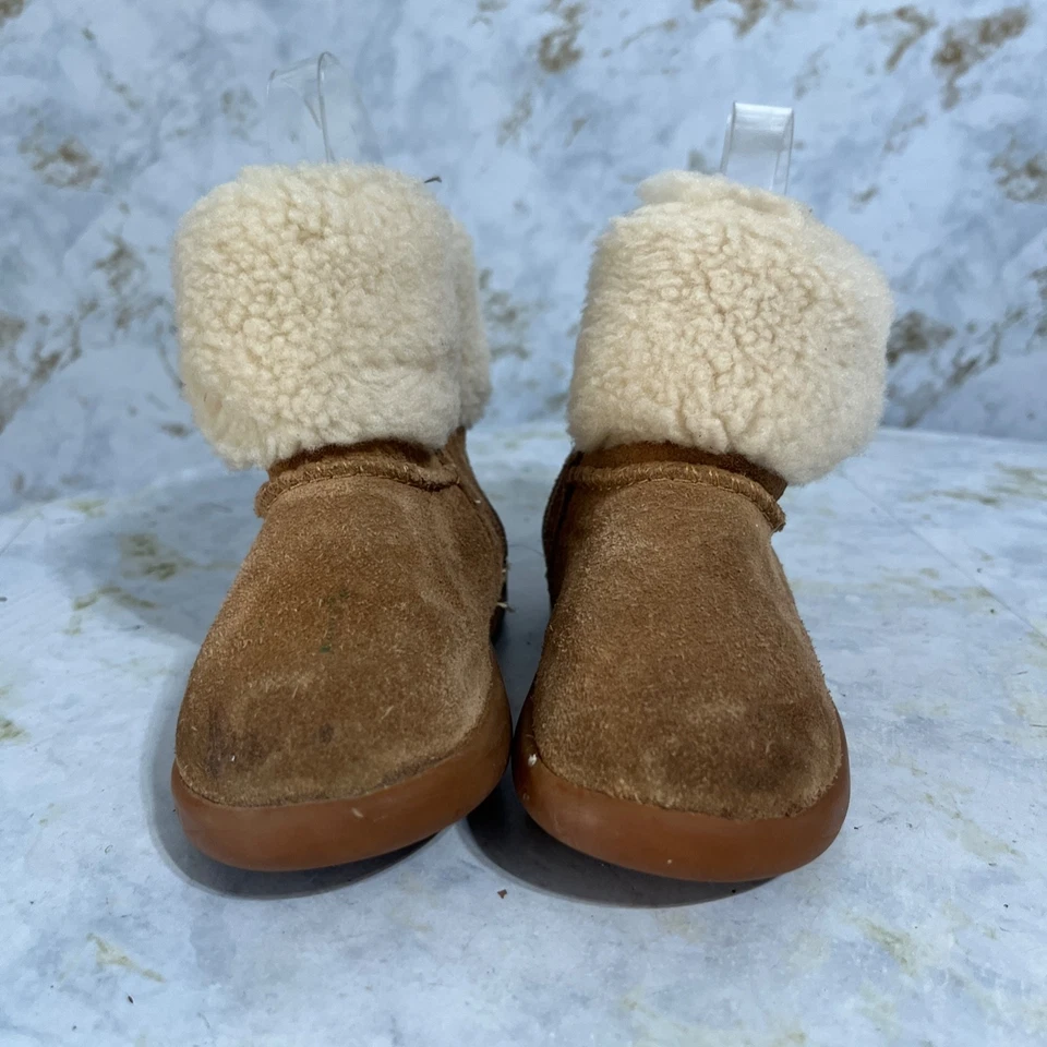 UGG Ramona Toddler Girls Size 7 Shoes Brown Suede Zip Comfort Fur Lined Boots - Image 2 of 4