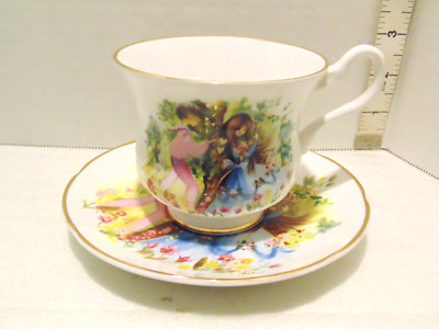 Vintage Royal Grafton Fine Bone China 2125 Couple Tea Cup & Saucer  England