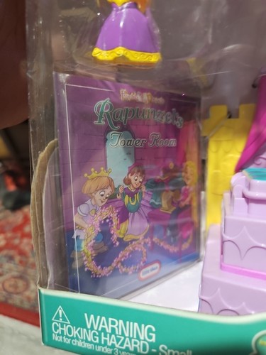 Little Tikes 0506 Rapunzel and the Lovely Locks Tower Fairytale Playset 2005 NEW - Picture 2 of 11