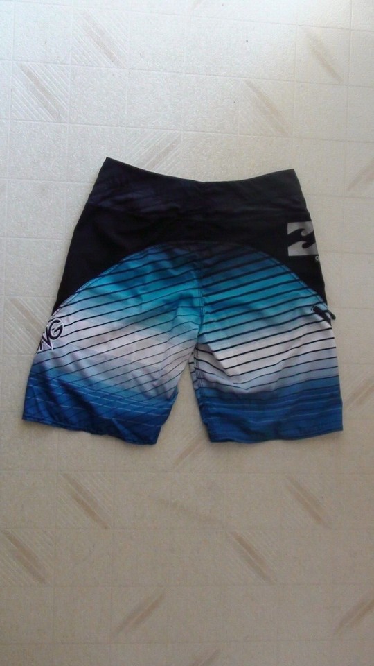 Billabong Board Shorts/Bathing Suit 32'' waist 10'' inseam Quad Stretch