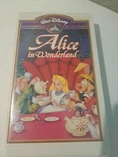 Alice in Wonderland (VHS, Clamshell) Walt Disney Masterpiece Collection