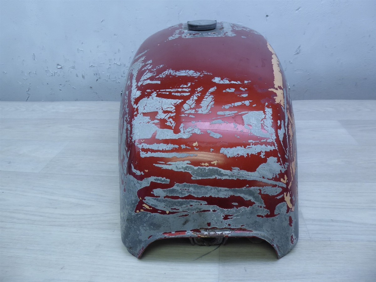 1976 Suzuki GS750E S1037) gas petrol fuel tank with emblems and