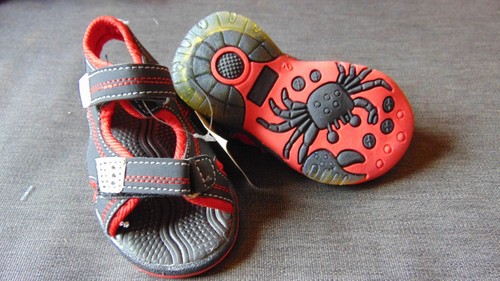 Rugged Bear Sandals Rip Tape Fasten UK 3 (infant) EU 19 Black Mix BNWT - Picture 2 of 2