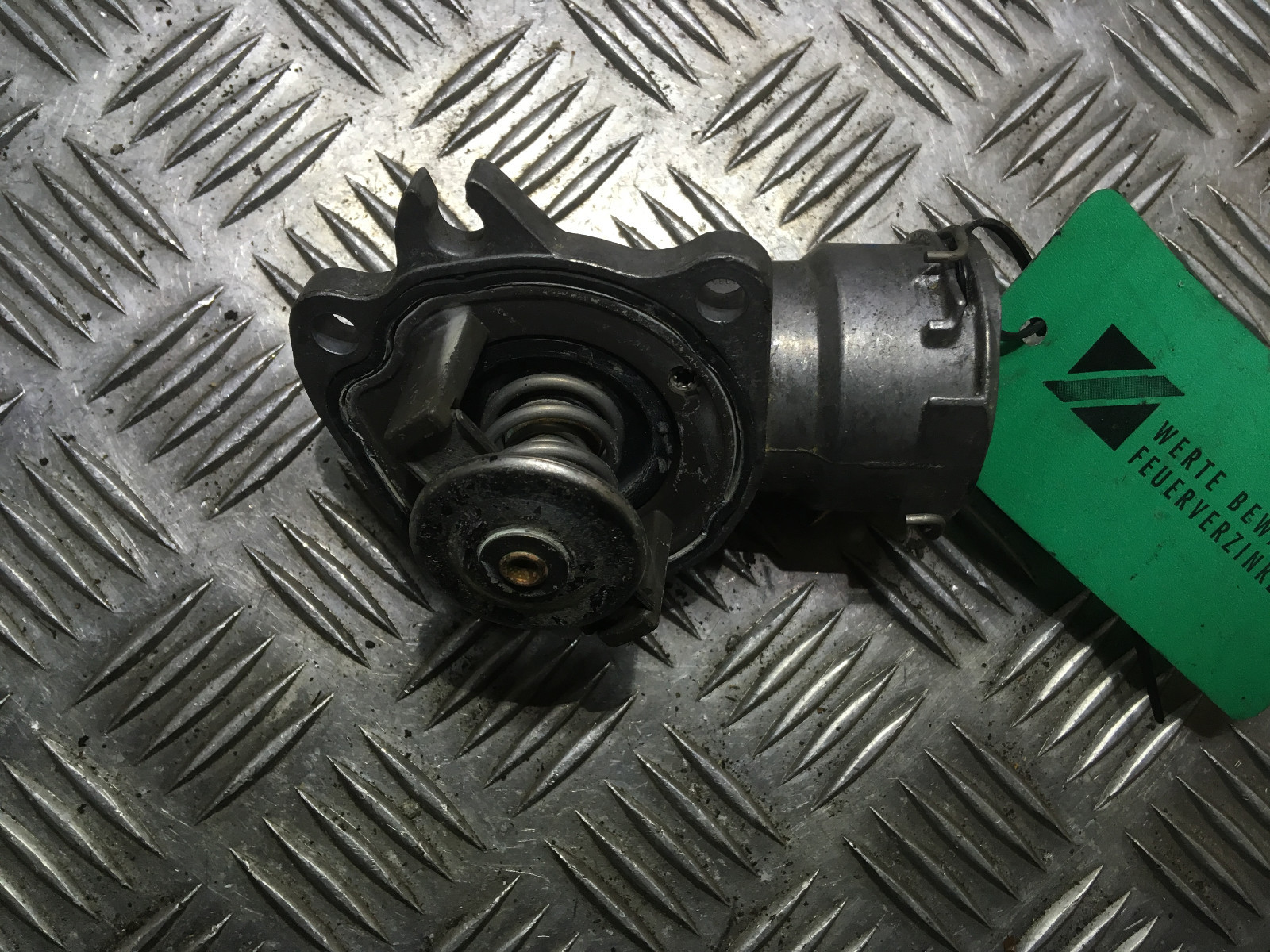 Mercedes W211 E320 Thermostat Coolant Thermostat A6422000215 eBay