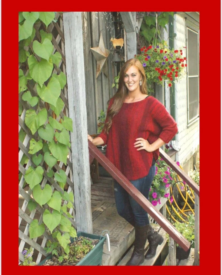 Swoncho Knitting Pattern Book ISBN: 978-1-5323-1544-2. Contemporary style.   - Image 3 of 4