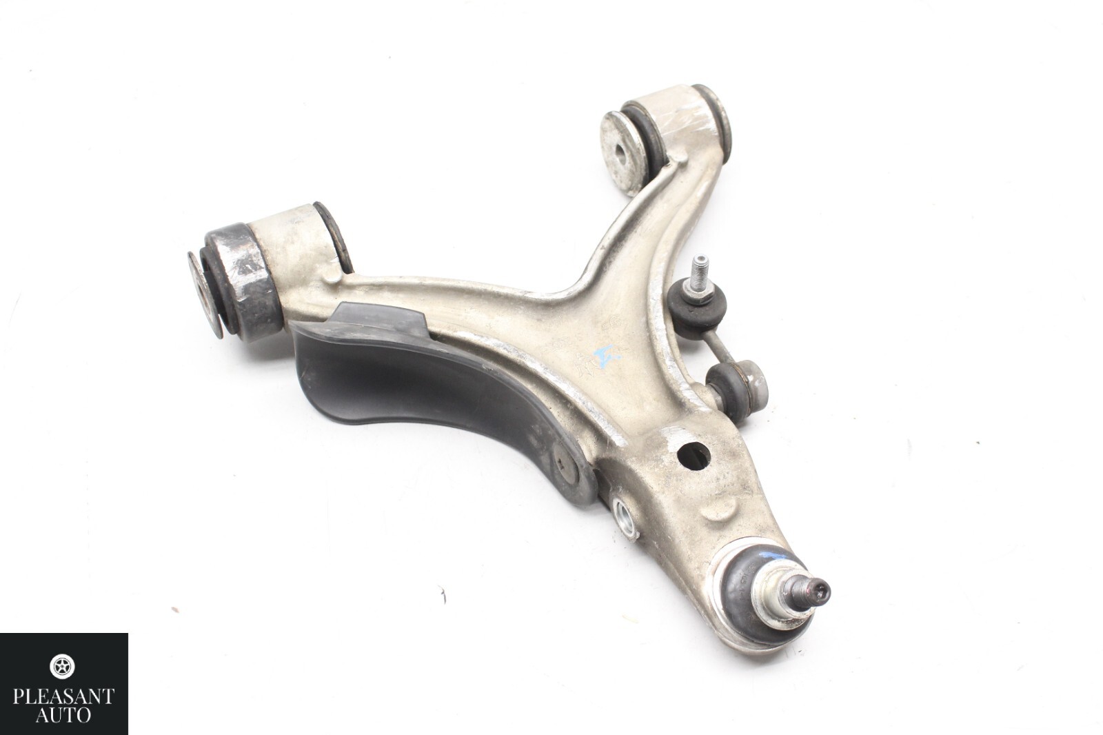 03-10 Maserati Quattroporte M139 Front Right Lower Control Arm 3206581 OEM