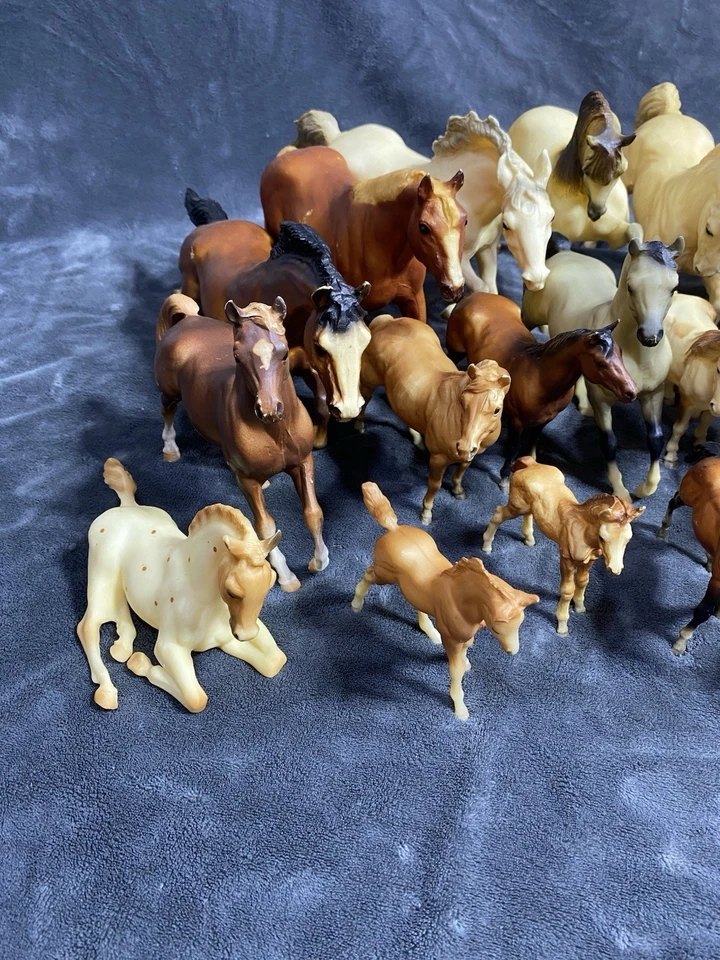 Vintage Breyer Horses 60s 70s 80s Breyer Molding Co USA Retired Lot of 24 - Image 4 of 4
