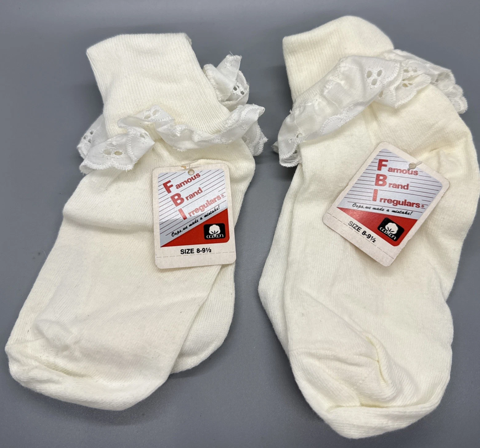 Vtg 80s-90s Women's White Lace Ruffle Frilly Ankle Socks Eyelet New Cotton USA