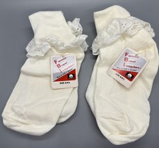 Vtg 80s-90s Women's White Lace Ruffle Frilly Ankle Socks Eyelet New Cotton USA