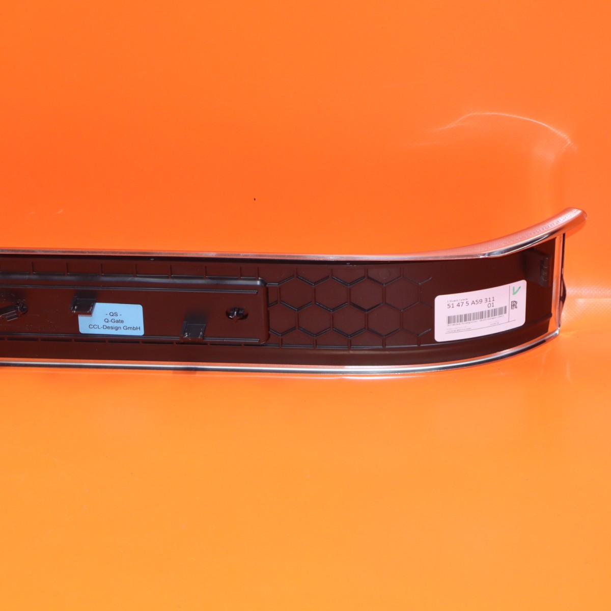 Rolls-Royce Cullinan 2025-2026 Rear Left Door plate