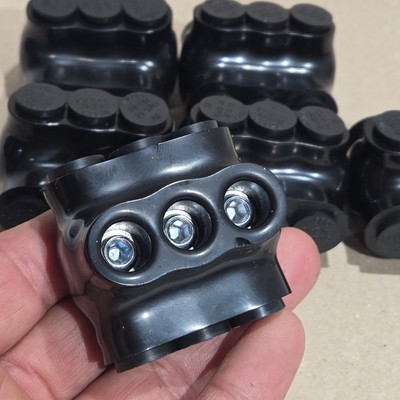 Pack of 6, 3 Port Insulated Multi-Tap Wire Connector 4-14 AWG Dual Entry, 600V.